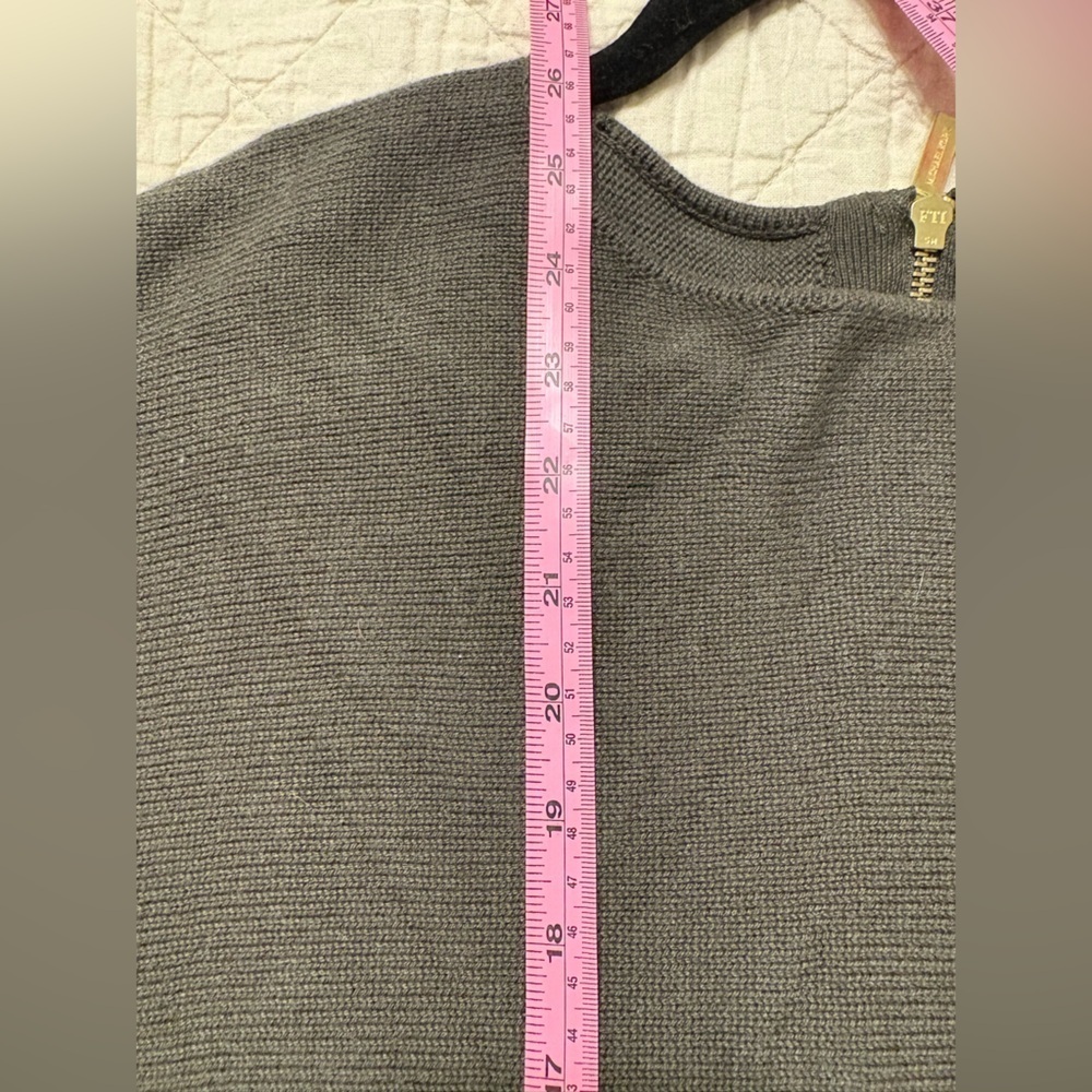 MICHAEL Michael Kors Long Sleeve Army Green Dolman Sweater High Low Size Large - Picture 8 of 9